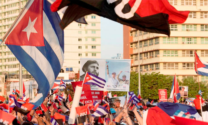  Kuba: Iraultzaren lorpenak defendatu blokeo inperialistaren eta neurri kapitalisten agendaren aurrean!
