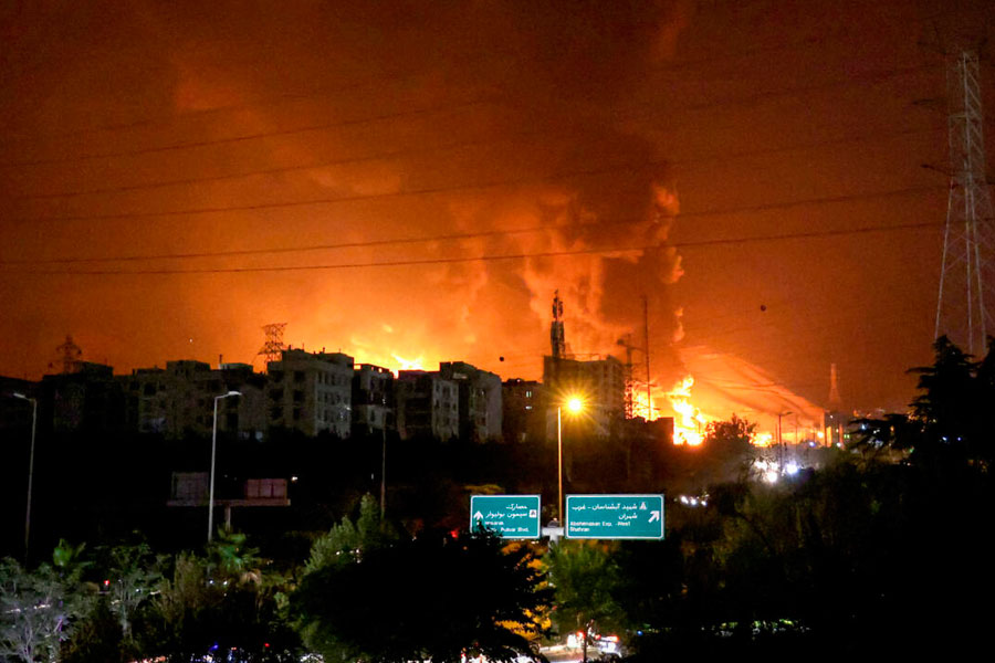 Iranen aurkako eraso sionista. Trumpek eta Netanyahuk ezin iragarrizko ondorioak izango dituen gerra bati hasiera eman diote