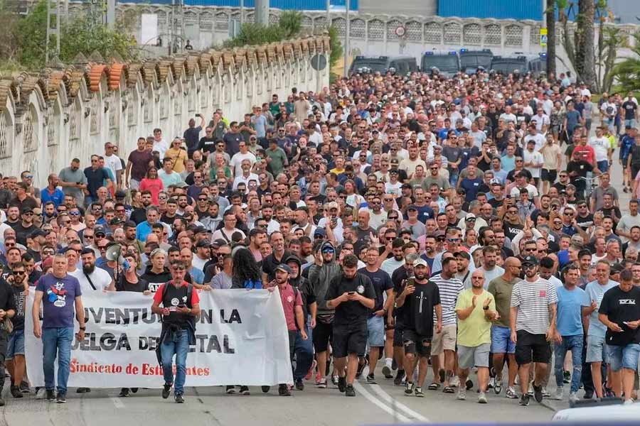 UGTren burokrazia garaituta: Cadizko metalgintzako langileek greba mugagabea ezarri dute. Borroka hau irabaziko dugu!