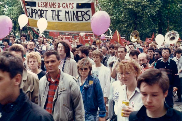 Lesbians and Gays support the miners. Klase bakar bat, borroka bakar bat.