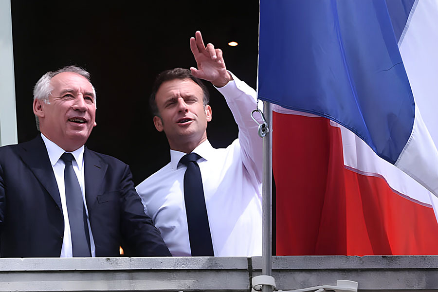 Estatu frantziarra. Langile klasearen mobilizazioak Macron eta Bayrouren murrizketa basatiak garaitu ditzake