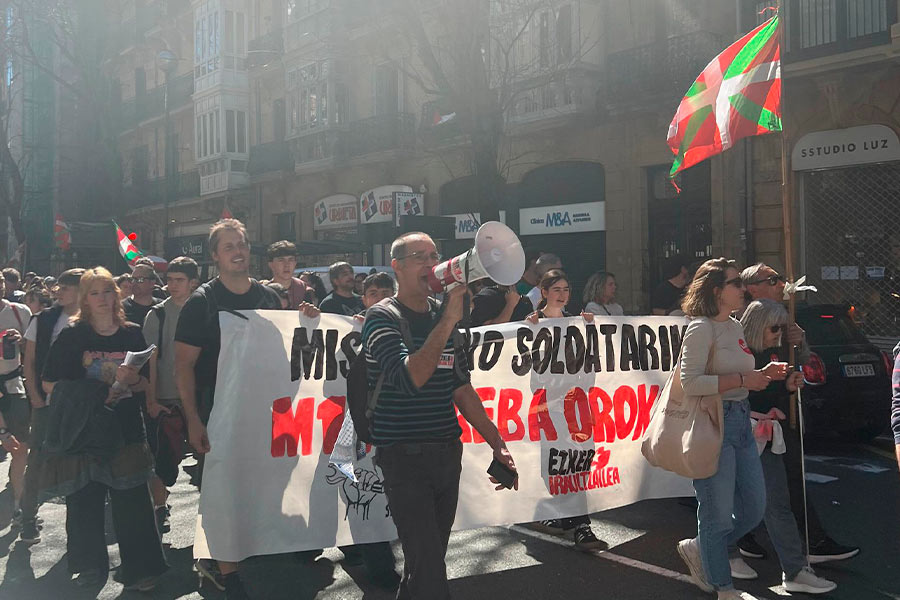 M17ko manifestazioa Donostian